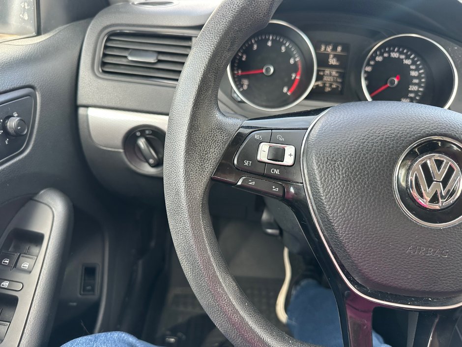 2015 Volkswagen Jetta Sedan-8