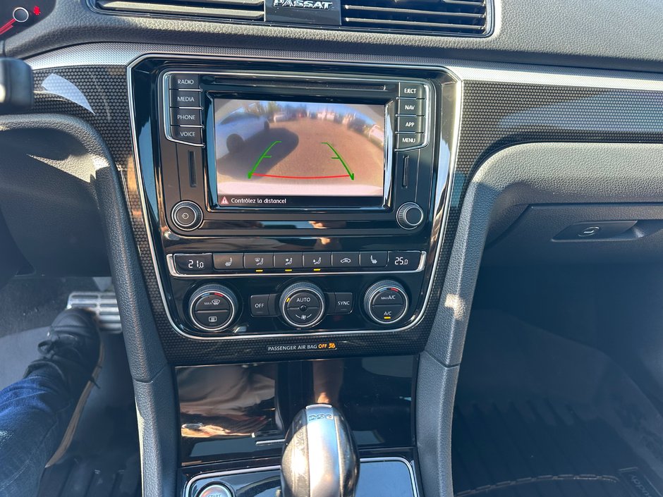 Volkswagen Passat GT Titanium Black 2018-16