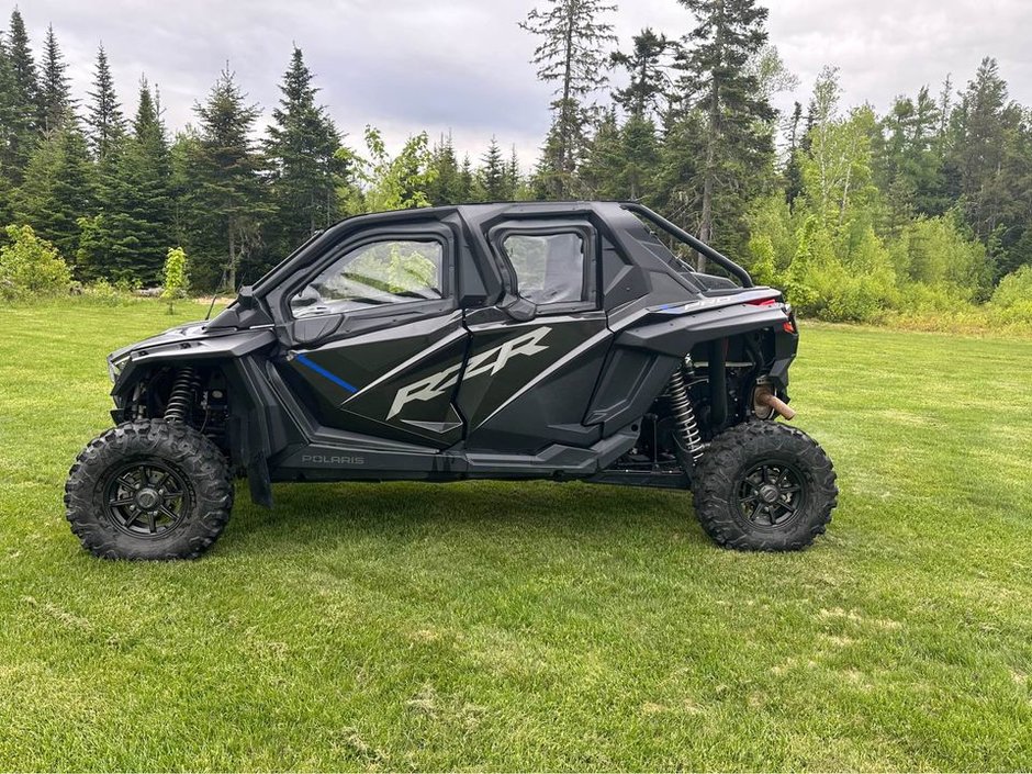 RZR Pro XP  2023 à Miramichi, Nouveau-Brunswick