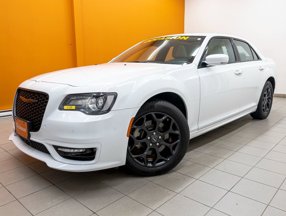 2023 Chrysler 300 in St-Jérôme, Quebec - w940px