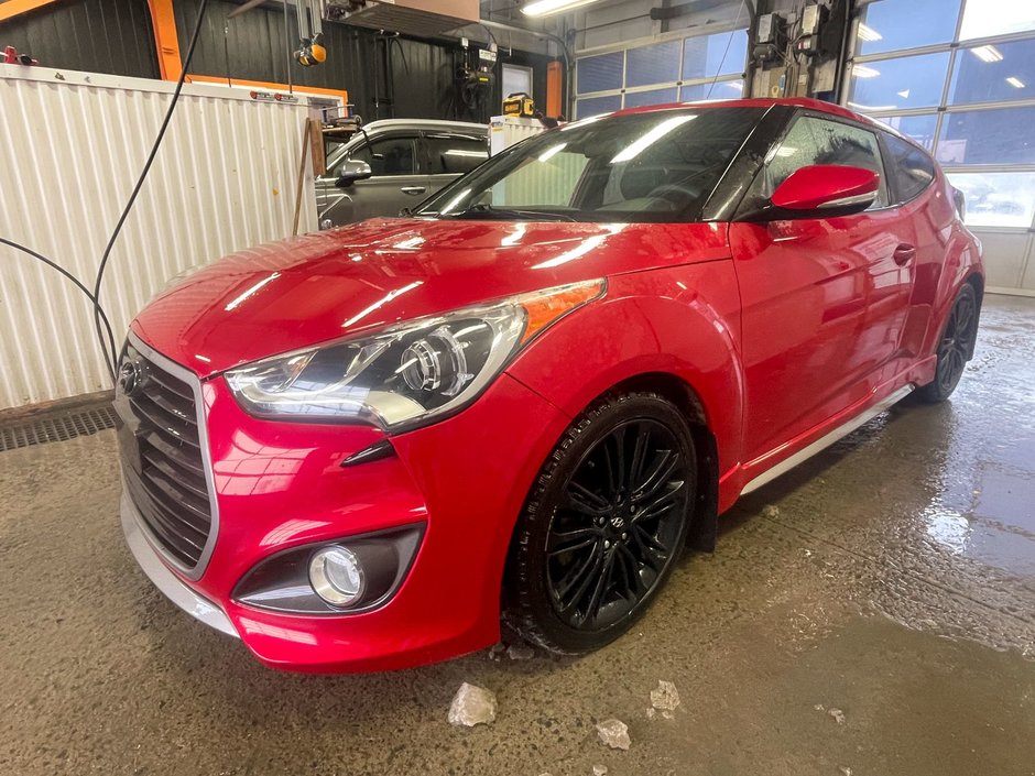 2016 Hyundai Veloster in St-Jérôme, Quebec - w940px