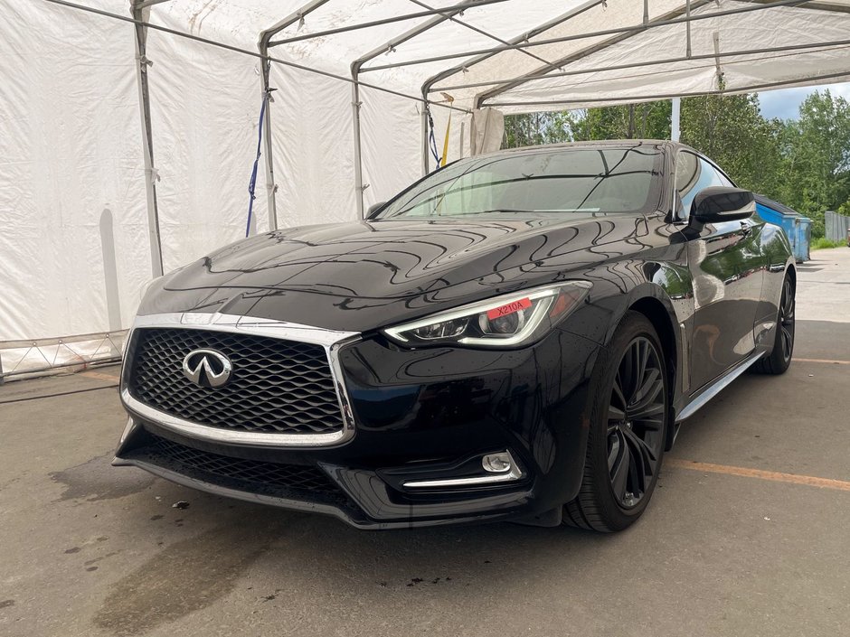 2017 Infiniti Q60 in St-Jérôme, Quebec - w940px