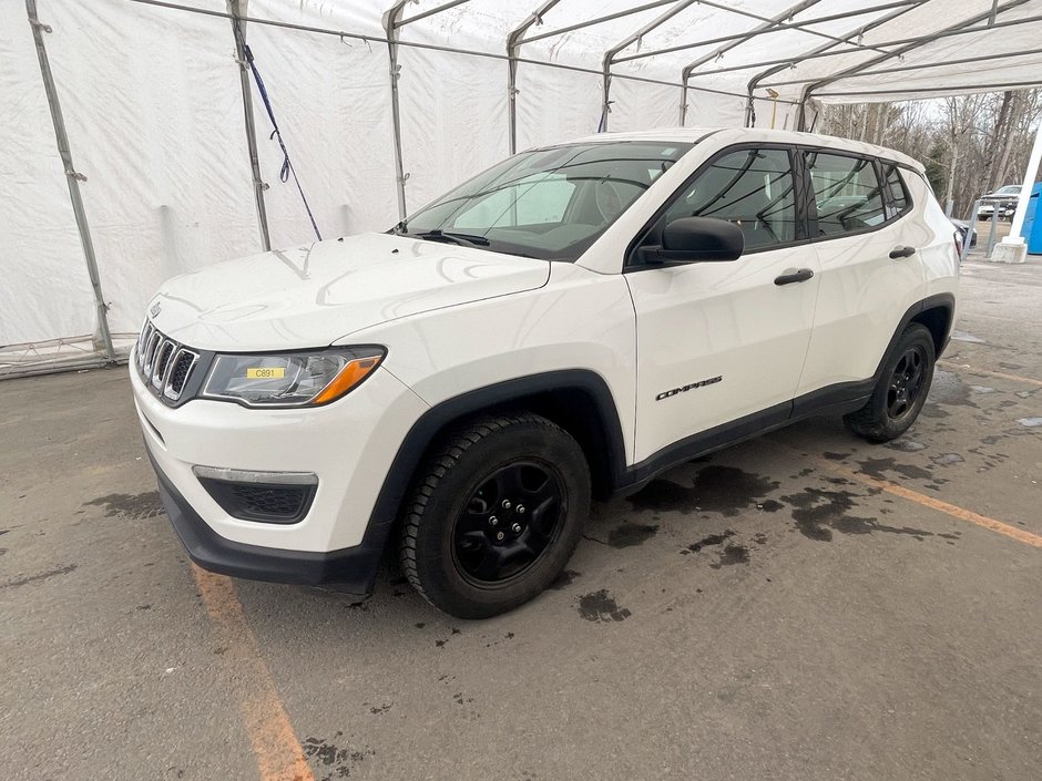 2020 Jeep Compass in St-Jérôme, Quebec - w940px
