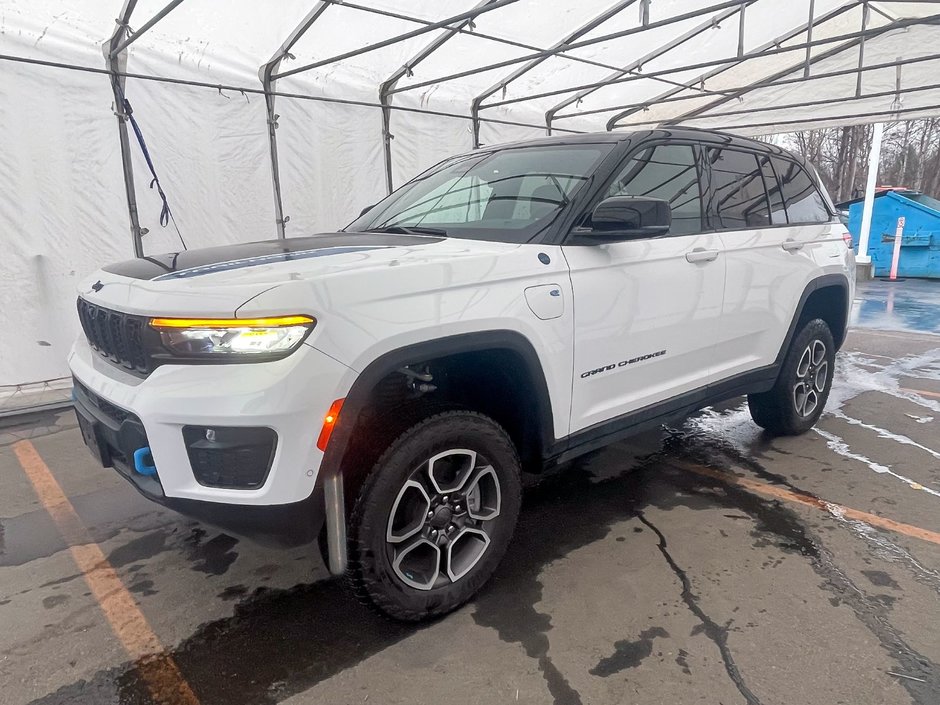 Jeep Grand Cherokee 4xe  2023 à St-Jérôme, Québec - w940px