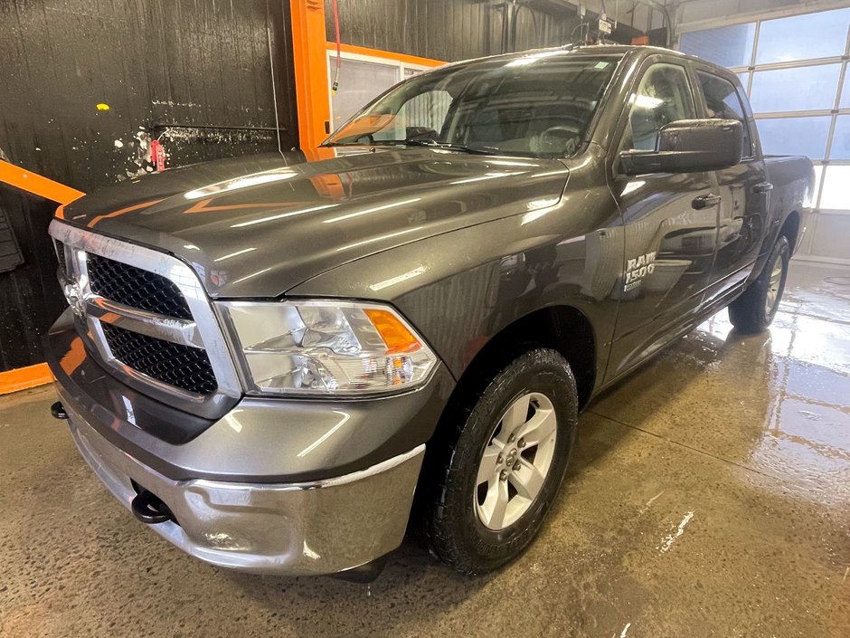 Ram 1500 Classic  2022 à St-Jérôme, Québec - w940px