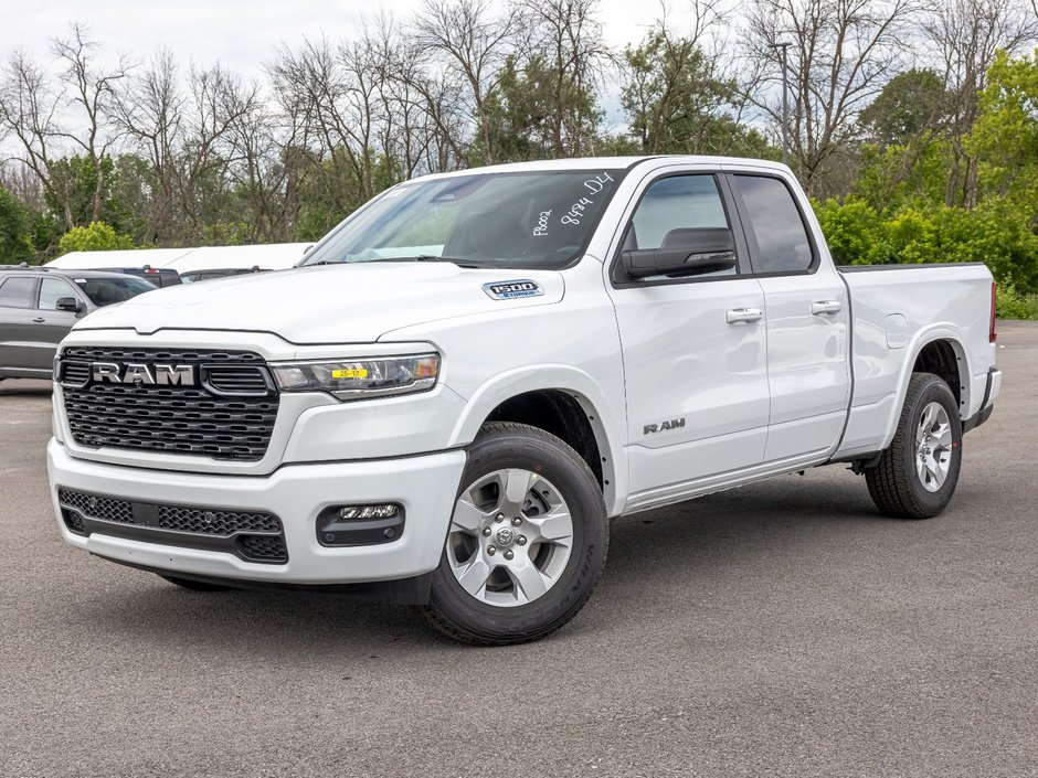 2025 Ram 1500 in St-Jérôme, Quebec - w940px