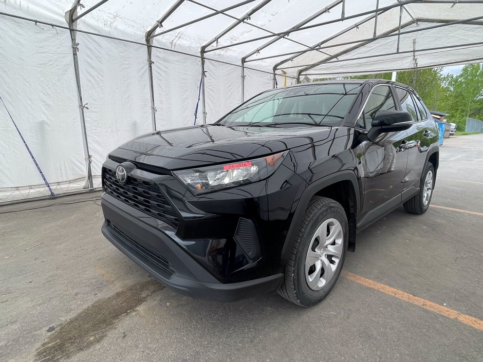 Toyota RAV4  2023 à St-Jérôme, Québec - w940px