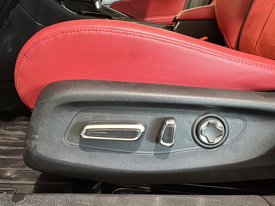 Acura Integra ELITE A-SPEC CUIR ROUGE CHAUFFANTS TOIT DEMARREUR 2024-22