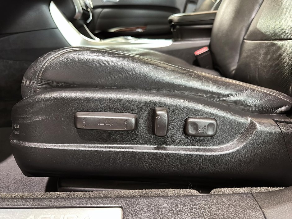 Acura TLX V6 ELITE AWD GPS CUIR TOIT SIEGES VENTILES 2015-14