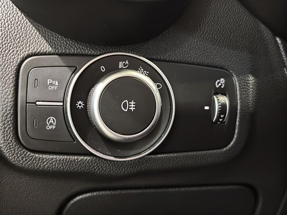 Alfa Romeo Stelvio SPORT Q4 GPS CAMERA SIEGES CHAUFFANTS 2018-27