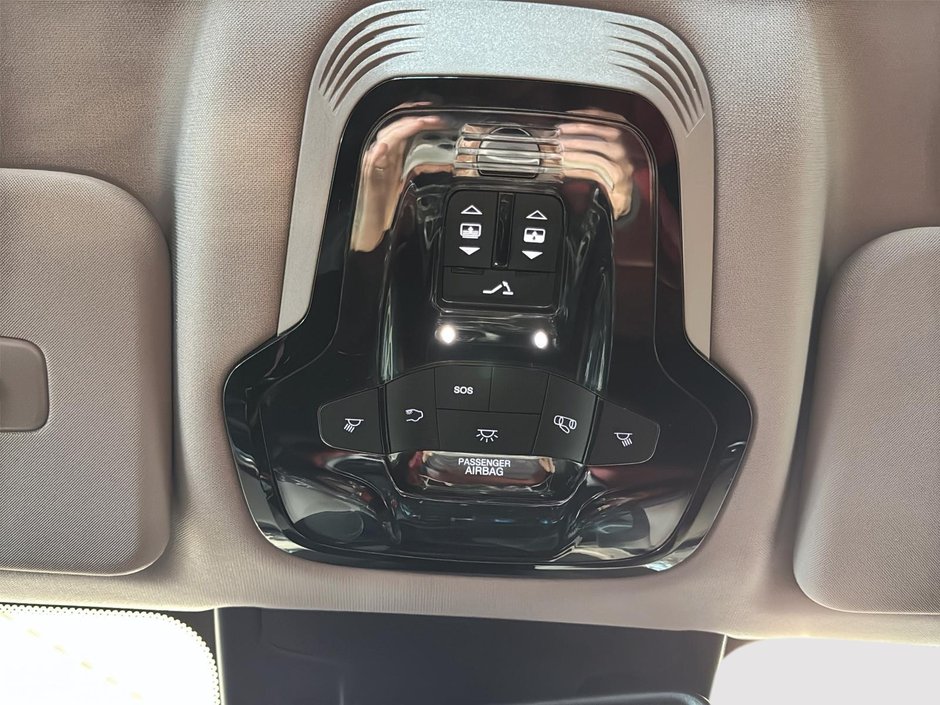 Alfa Romeo Stelvio Q4 TOIT PANO CUIR ROUGE CARPLAY GPS 2020-38