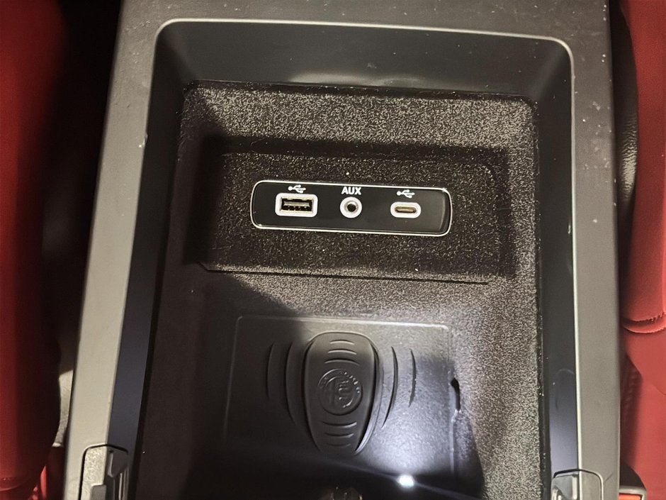 Alfa Romeo Stelvio VELOCE Q4 TOIT CUIR ROUGE GPS CARPLAY 2022-43