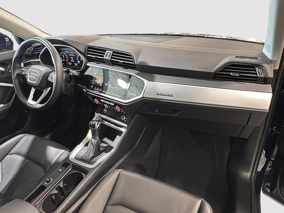 Audi Q3 PREMIUM QUATTRO 40TFSI TOIT PANORAMIQUE 2025-17