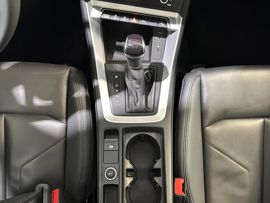 Audi Q3 PREMIUM QUATTRO 40TFSI TOIT PANORAMIQUE 2025-27