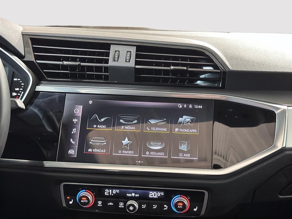 Audi Q3 AWD TOIT PANORAMIQUE CUIR CARPLAY 2025-24