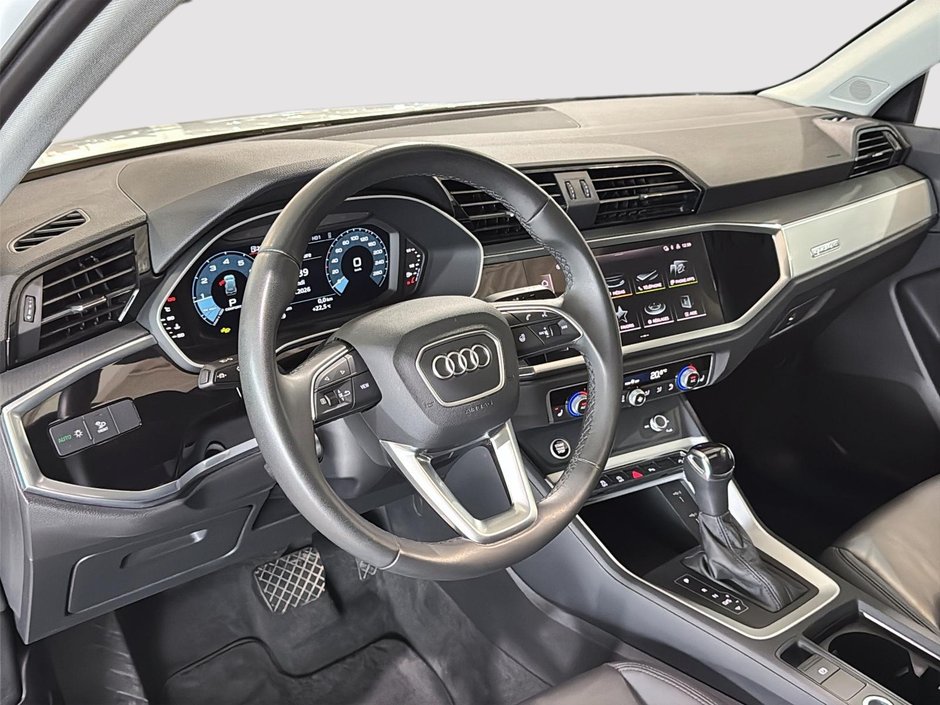 Audi Q3 AWD TOIT PANORAMIQUE CUIR CARPLAY 2025-3