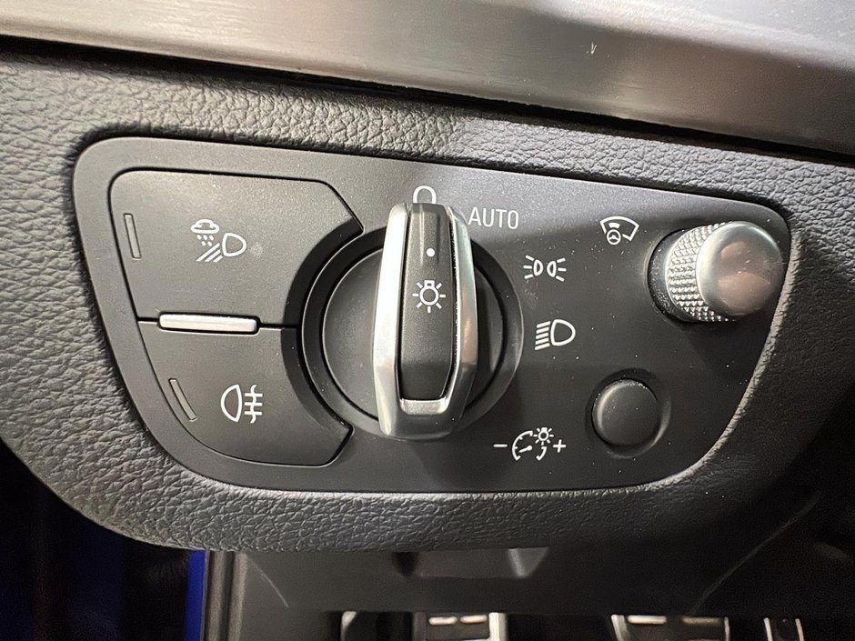 Audi Q5 TECHNIK S LINE TOIT CUIR GPS MAGS 2023-41