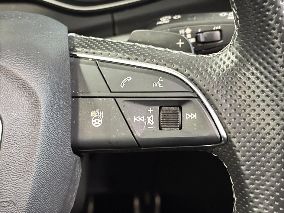 Audi Q5 TECHNIK S LINE TOIT CUIR GPS MAGS 2023-36