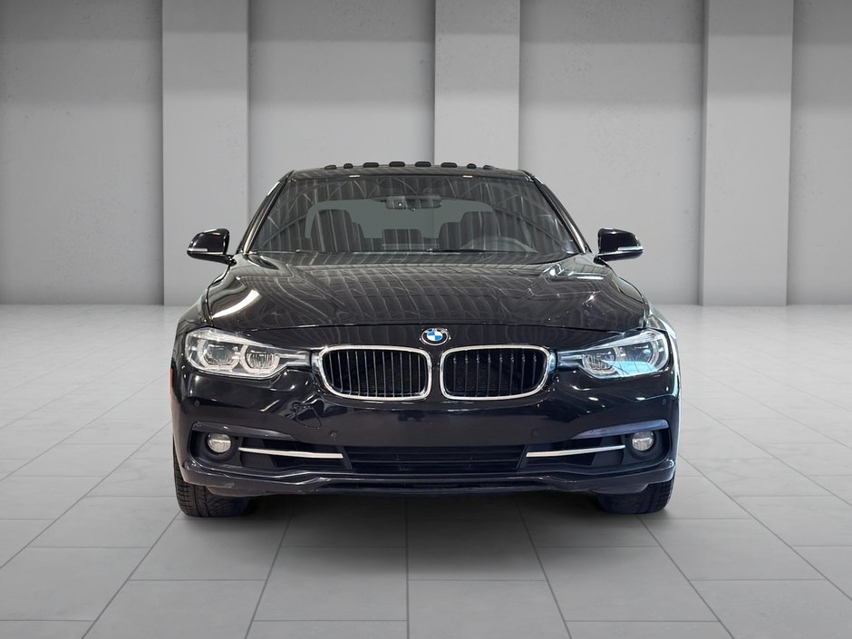 BMW 3 Series 330i xDrive TOIT GPS BLUETOOTH CUIR 2017-1