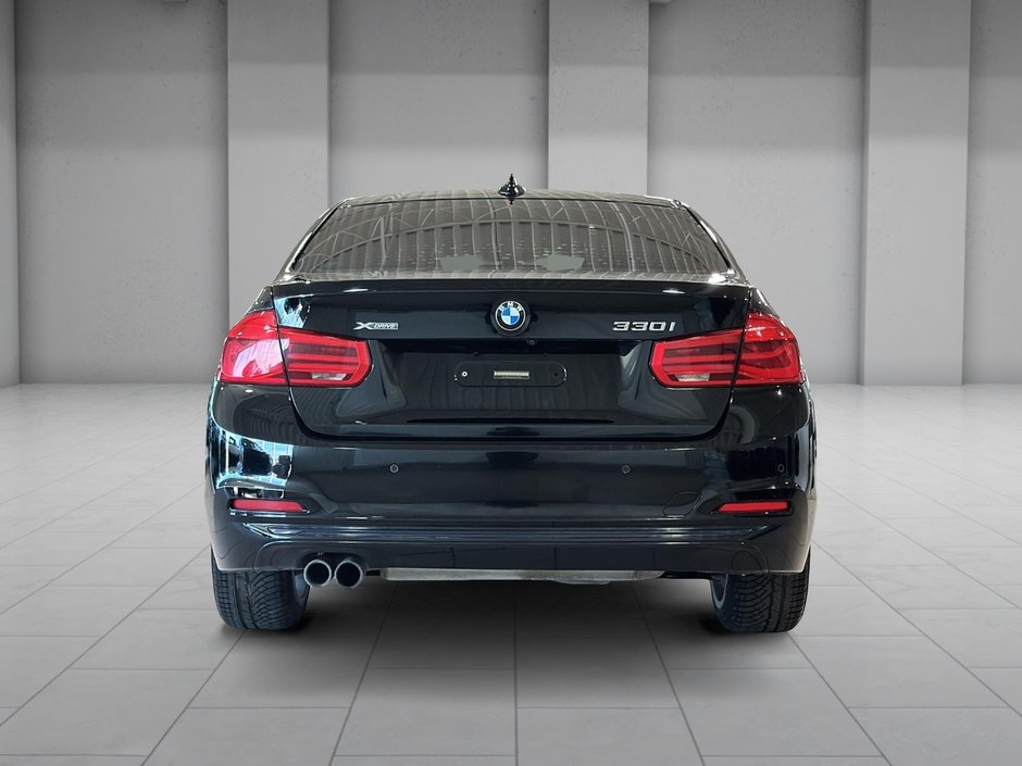BMW 3 Series 330i xDrive TOIT GPS BLUETOOTH CUIR 2017-6
