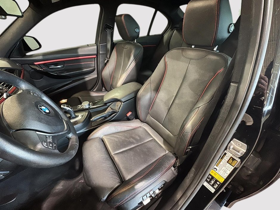 BMW 3 Series 330i XDRIVE TOIT CAM CUIR GPS 2017-2