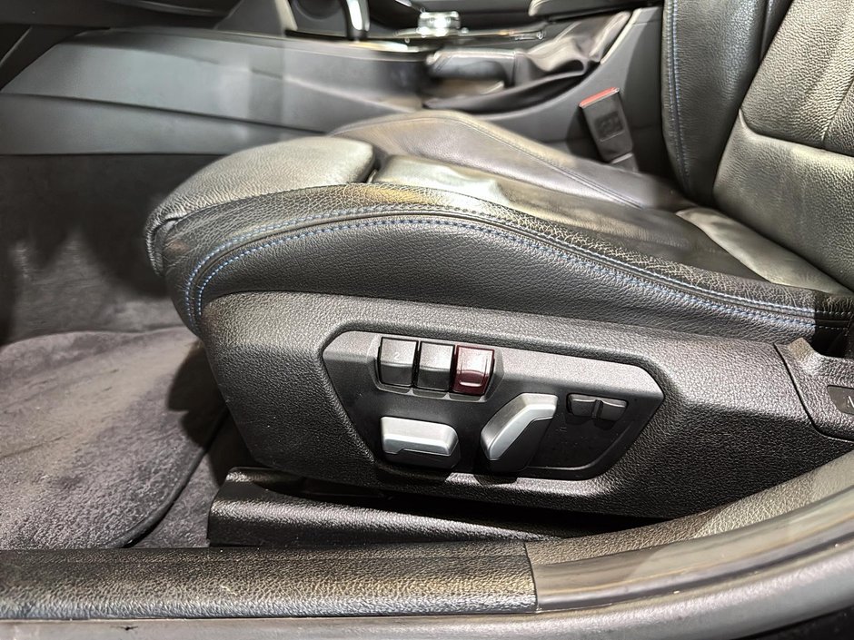 BMW 3 Series 330I XDRIVE M SPORT CUIR GPS TOIT OUVRANT CARPLAY 2018-20