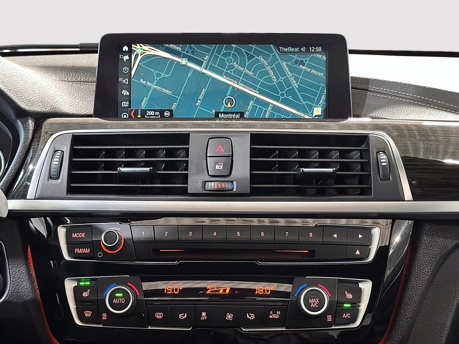 BMW 3 Series 330I XDRIVE M SPORT CUIR GPS TOIT OUVRANT CARPLAY 2018-23