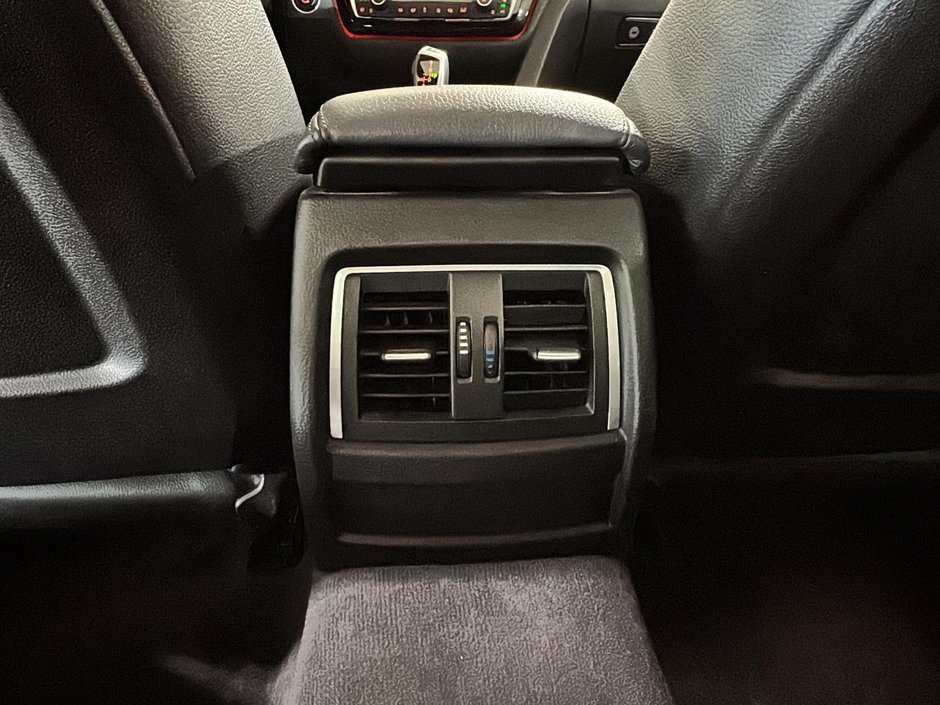 BMW 3 Series 330I XDRIVE M SPORT CUIR GPS TOIT OUVRANT CARPLAY 2018-36