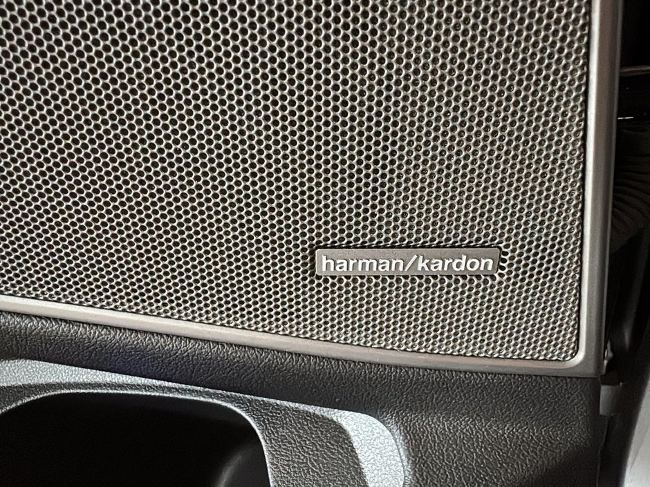 BMW 3 Series M340I XDRIVE CARBON FIBER PACK CUIR BI-TON GPS 2020-37