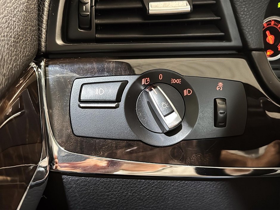 BMW 5 Series 535i xDrive M Pack  Cam Navi Cuir 2016-29