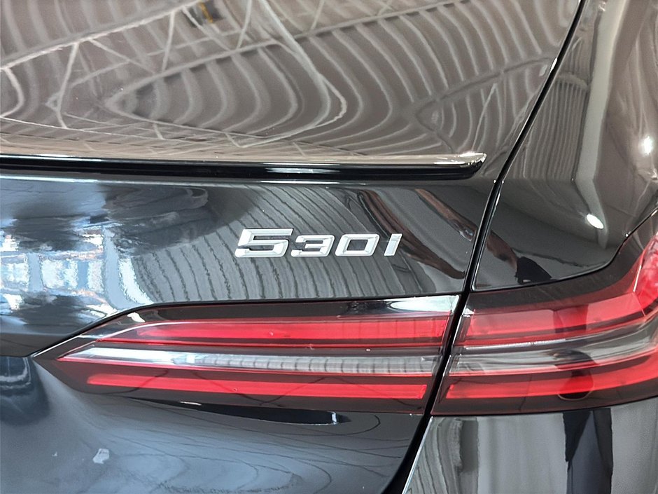 BMW 5 Series 530I XDRIVE TOIT PANORAMIQUE CUIR CARPLAY 2024-12
