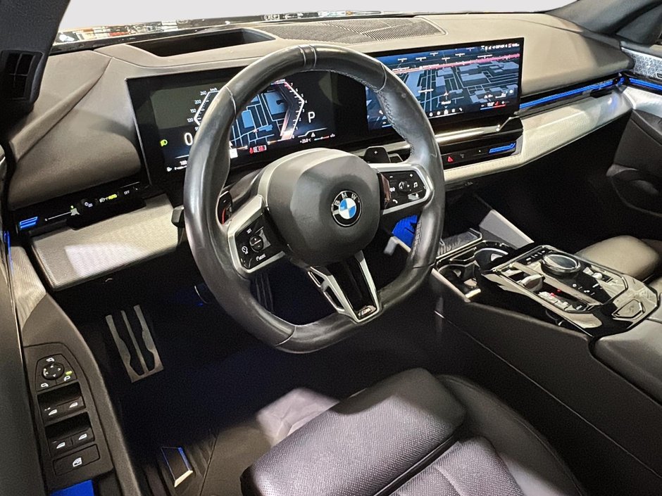 BMW 5 Series 530I XDRIVE TOIT PANORAMIQUE CUIR CARPLAY 2024-3