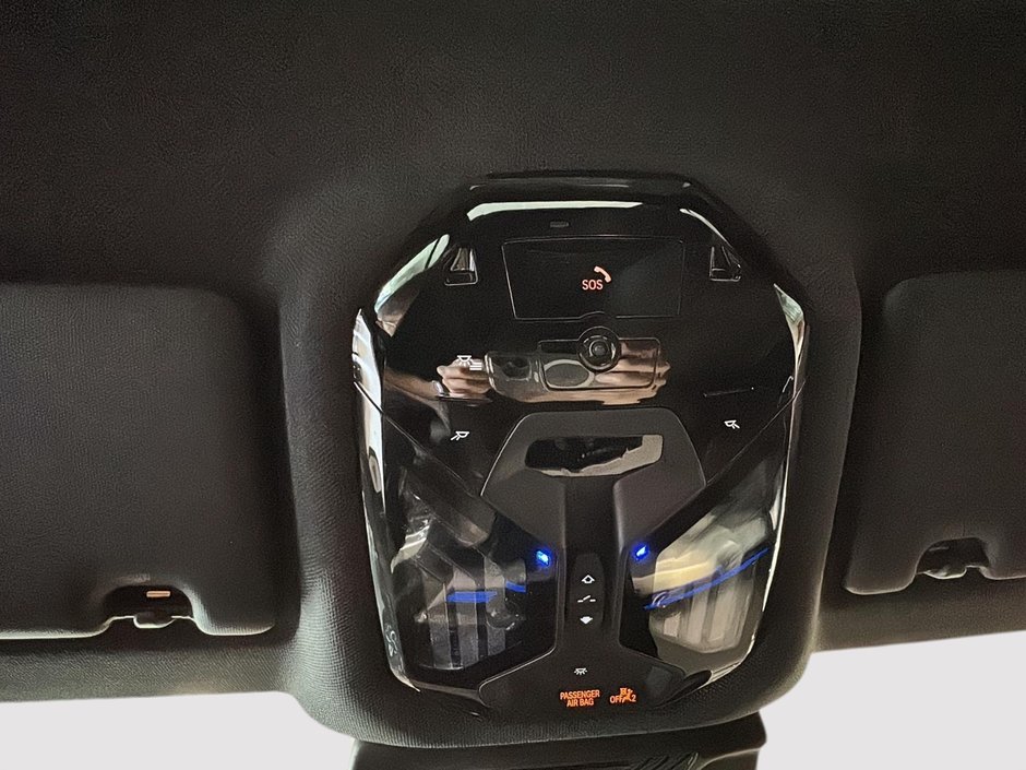 BMW 5 Series 530I XDRIVE TOIT PANORAMIQUE CUIR CARPLAY 2024-39