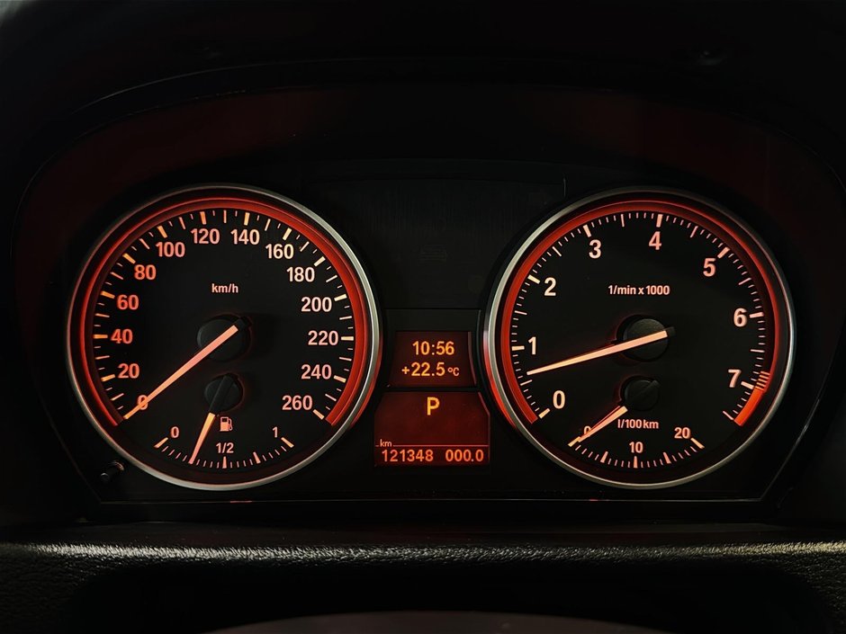 BMW X1 XDRIVE28I TOIT OUVRANT AWD CUIR MAGS 2015-27