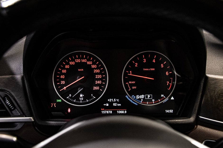 BMW X1 XDRIVE28i X LINE- PREMIUM AMELIORÉ - TOIT - CUIR - 2016-36