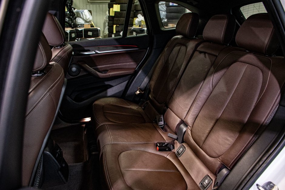 BMW X1 XDRIVE28i X LINE- PREMIUM AMELIORÉ - TOIT - CUIR - 2016-24