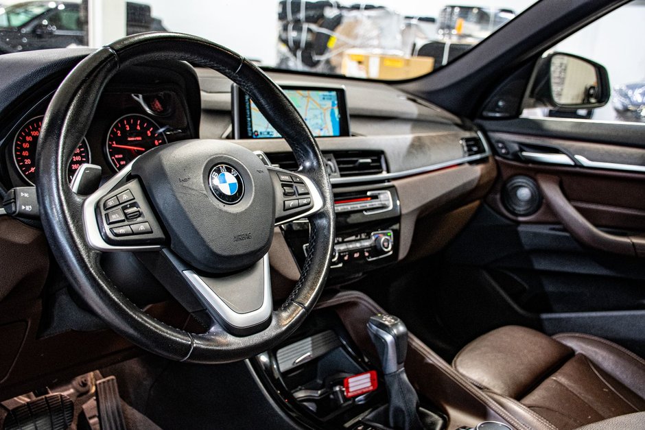 BMW X1 XDRIVE28i X LINE- PREMIUM AMELIORÉ - TOIT - CUIR - 2016-20