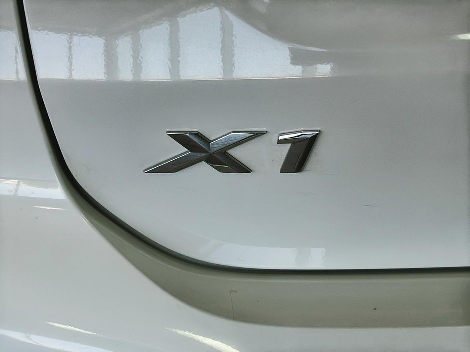 BMW X1 XDRIVE28I TOIT PANORAMIQUE AWD CUIR BLUETOOTH MAGS 2018-12