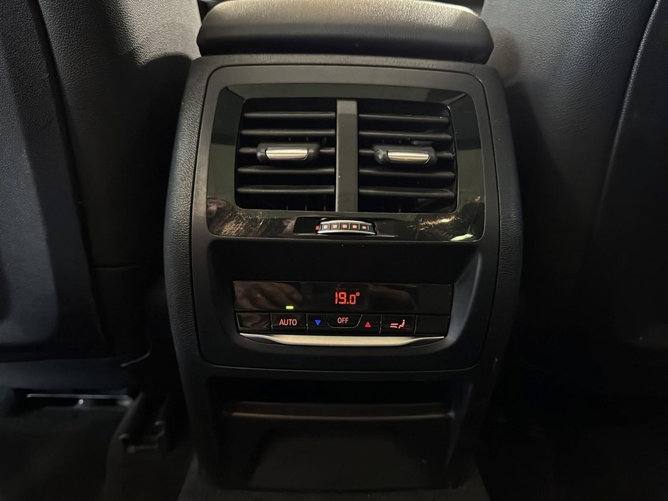 BMW X3 xDrive30i PREMIUM PKG TOIT PANO NAV 2019-34