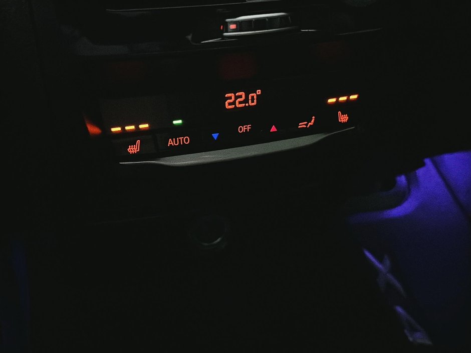 BMW X4 xDrive30i M Sport Premium Amélioré Toit Cuir 2019-28