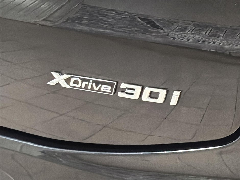 BMW X4 xDrive30i M Sport Premium Amélioré Toit Cuir 2019-8