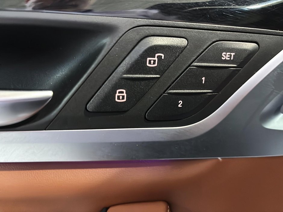 BMW X4 xDrive30i M Sport Premium Amélioré Toit Cuir 2019-31