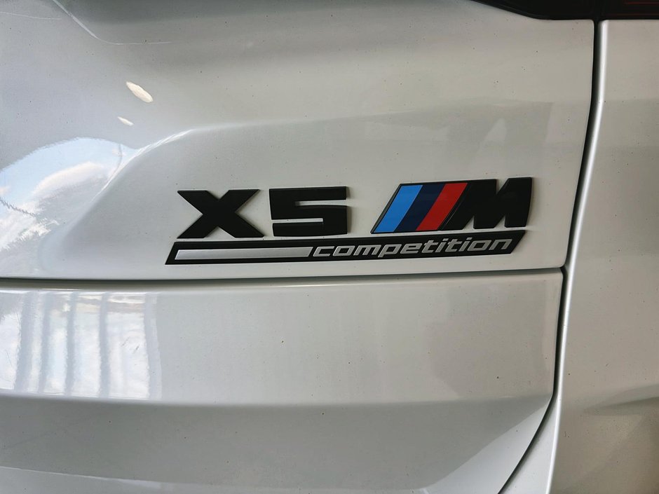2022 BMW X5 M COMPETITION PREMIUM PACK BAQUETS CUIR TOIT PANO-12