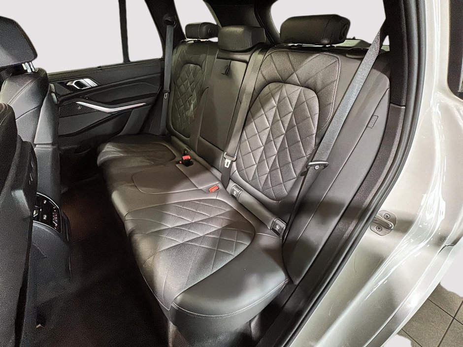 BMW X5 XDRIVE40i MSPORT ENHANCED PKG SIEGES MASSANTS 2023-23