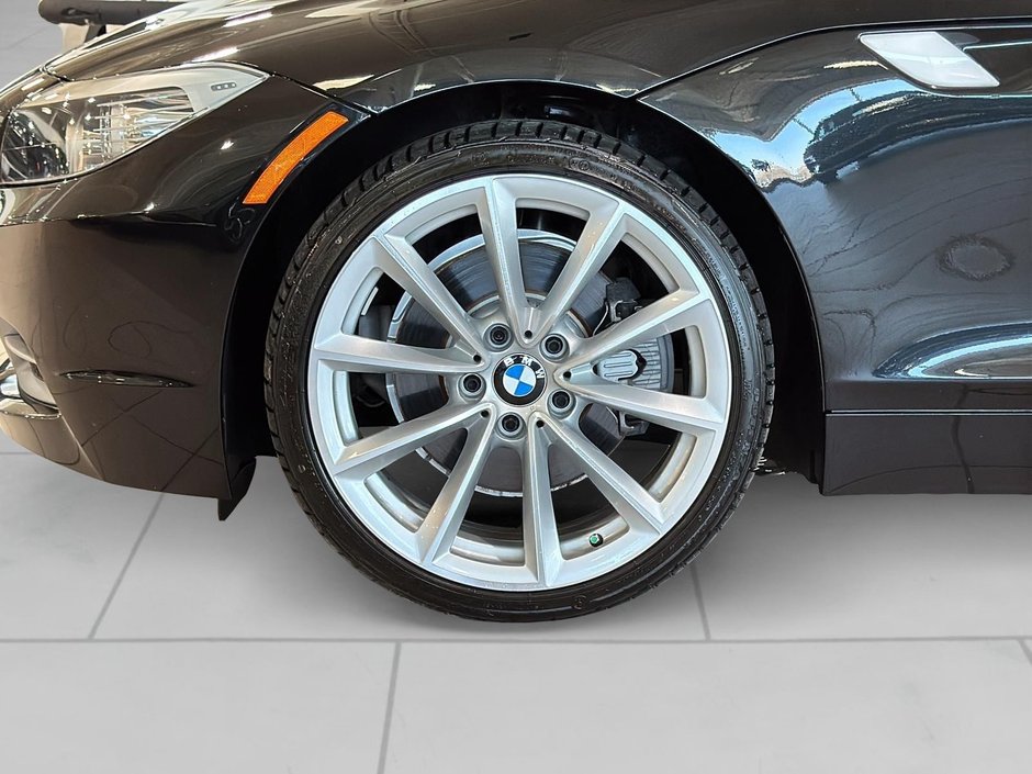 BMW Z4 SDRIVE 35I GPS SIEGES VOLANT CHAUFFANT ELECTRIQUES 2013-4