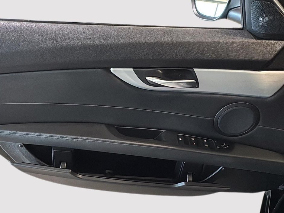 BMW Z4 SDRIVE 35I GPS SIEGES VOLANT CHAUFFANT ELECTRIQUES 2013-7