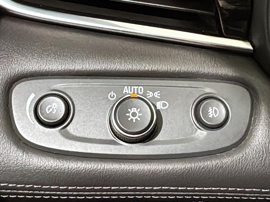 Buick LaCrosse AVENIR V6 AWD TOIT PANORAMIQUE GPS CUIR SON BOSE 2018-40