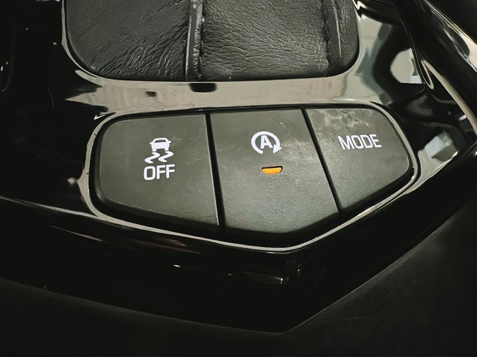 Cadillac ATS Sedan AWD CUIR TOIT CARPLAY DEMARREUR 2017-29