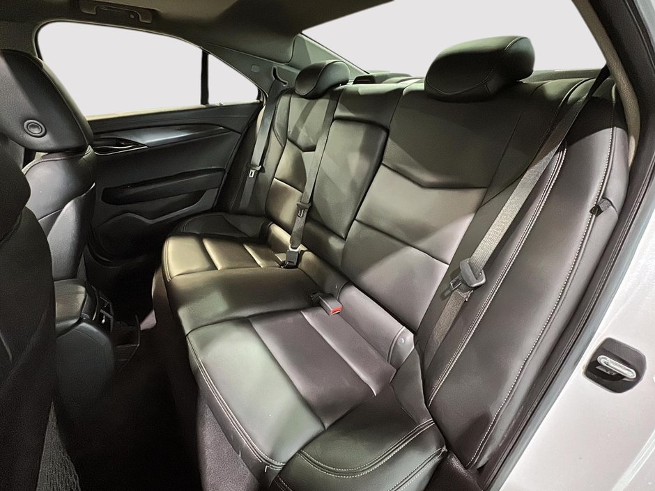 Cadillac ATS Sedan AWD CUIR TOIT CARPLAY DEMARREUR 2017-16