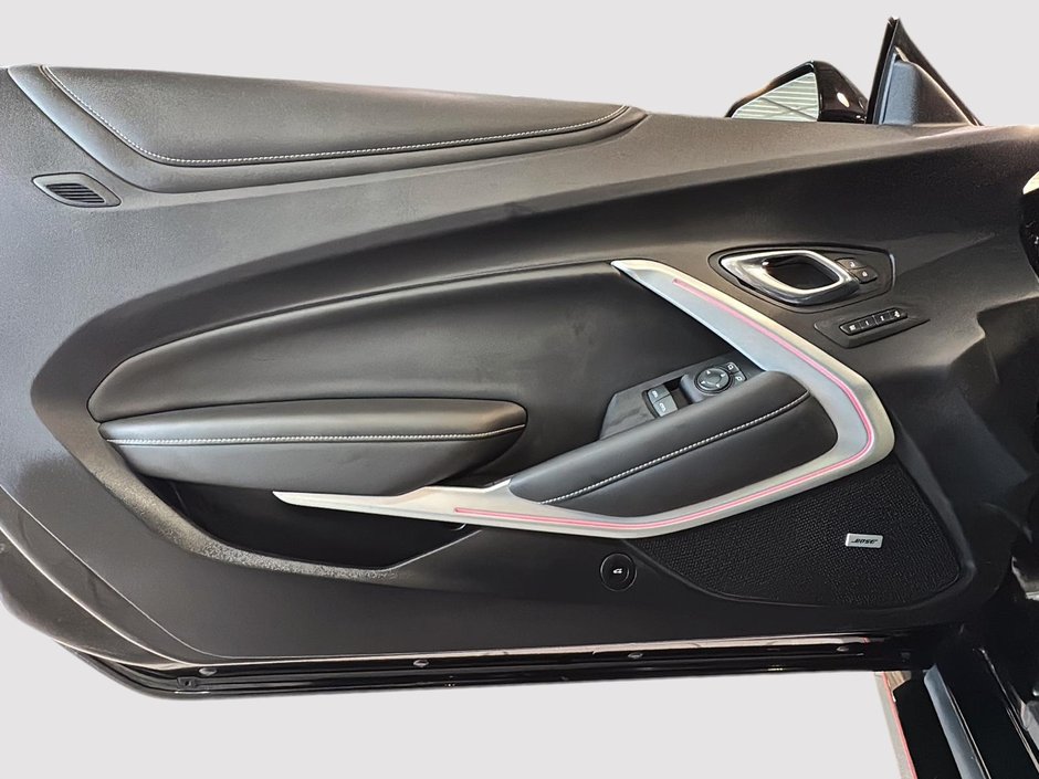 Chevrolet Camaro 2SS BORLA 6 VIT. MAN. TOIT CUIR BOSE GPS CARPLAY 2020-19